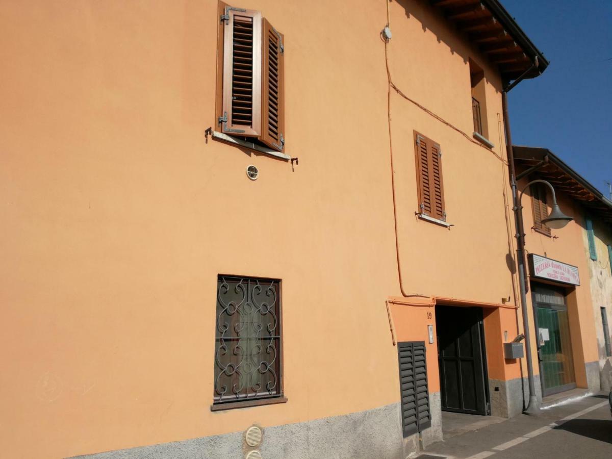 La Corte Dell'Angelo Orio al Serio Exteriör bild